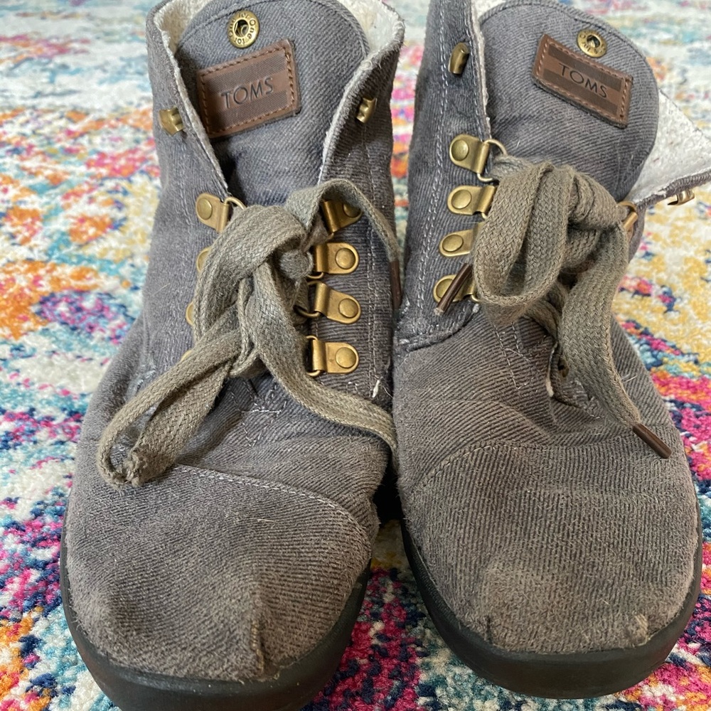 Toms ankle boots